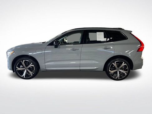 Certified 2025 Volvo XC60 T8 Ultra w/ Protection Package Premier AWD/4WD image 2