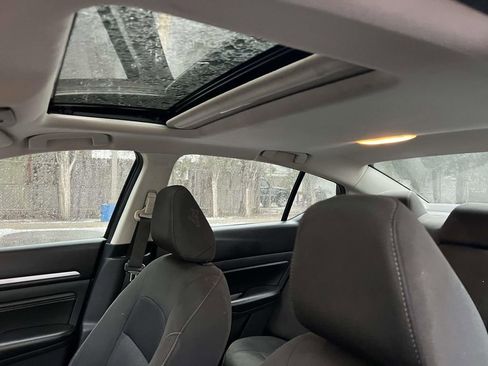 Used 2019 Nissan Altima 2.5 SV image 14