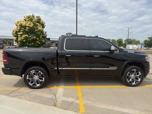 Used 2022 RAM 1500 Limited w/ Body Color Bumper Group AWD/4WD image 6