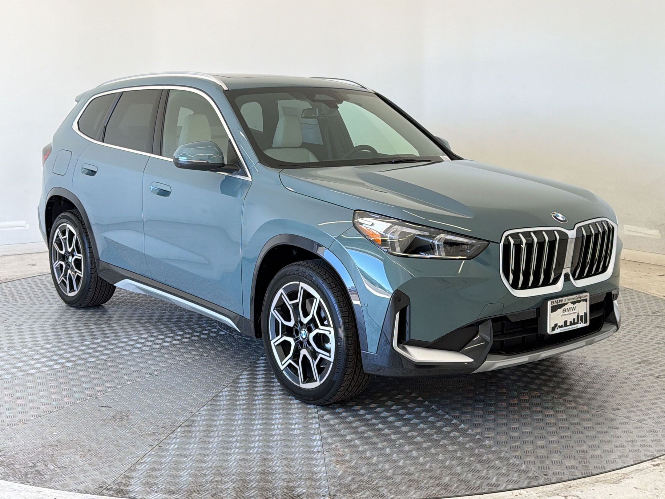 New 2026 BMW X1 xDrive28i w/ Technology Package AWD/4WD image 7