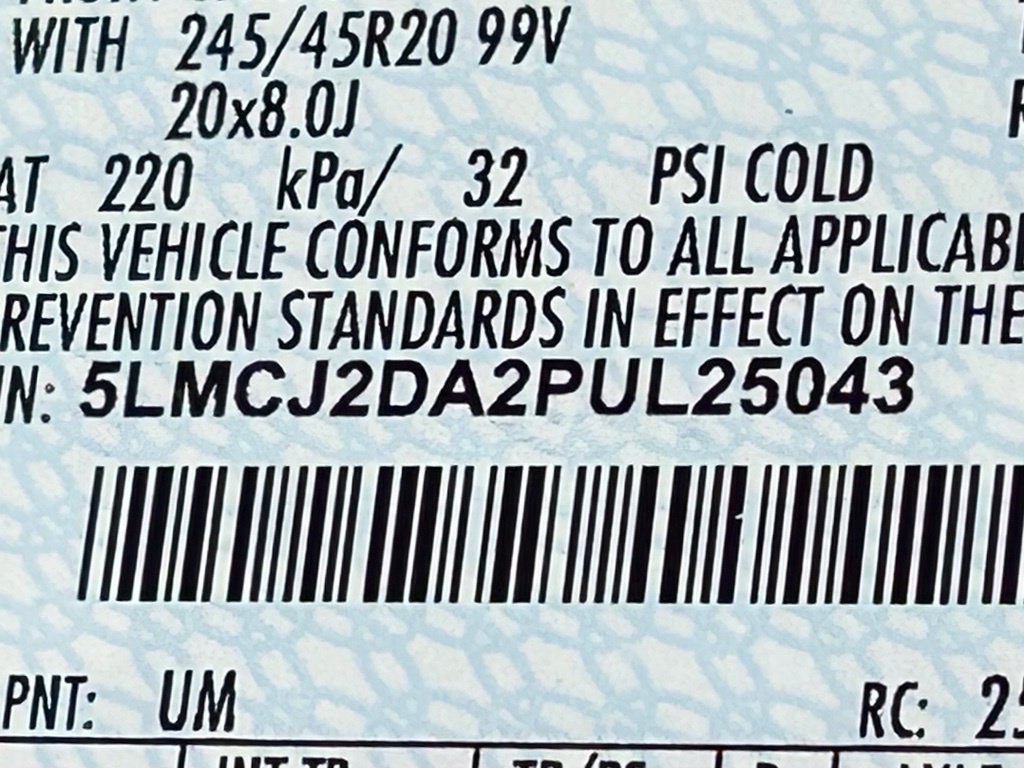 Used 2023 Lincoln Corsair Reserve w/ Equipment Group 202A AWD/4WD image 55