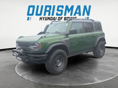Used 2024 Ford Bronco Everglades image 2