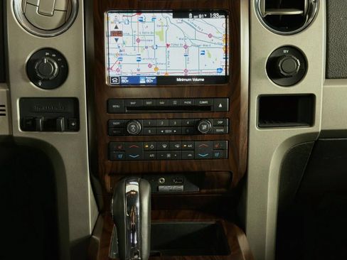 Used 2012 Ford F150 Lariat w/ Lariat Chrome Pkg AWD/4WD image 16