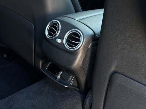 Used 2022 Mercedes-Benz E 350 Sedan image 42