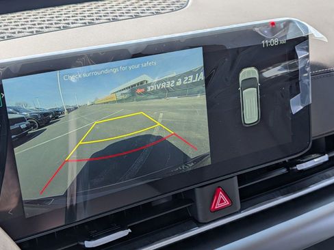 New 2026 Kia Carnival LX FWD image 5