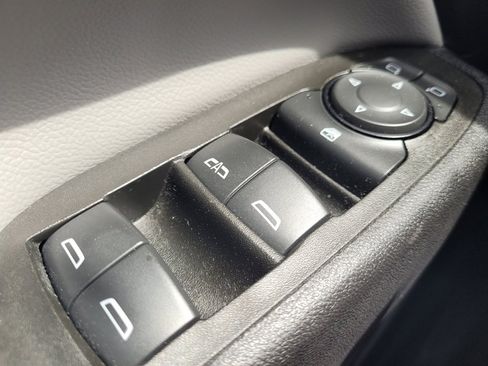 Used 2024 Chevrolet Equinox LS w/ LPO, Floor Liner Package FWD image 27