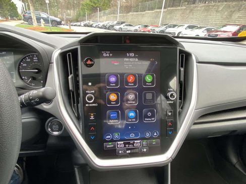 Used 2024 Subaru Crosstrek 2.0i Premium image 19