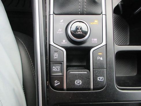 Used 2024 Kia Sorento X-Line EX image 28