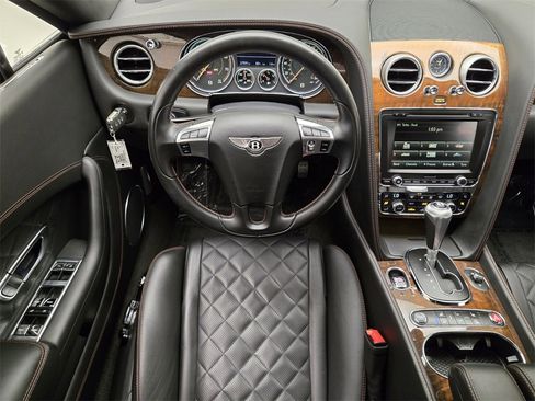 Used 2017 Bentley Continental GT image 22