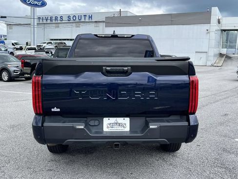 Used 2022 Toyota Tundra SR5 w/ Convenience Package RWD image 4