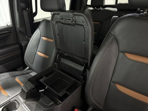 Used 2024 GMC Sierra 1500 AT4 w/ AT4 Premium Package AWD/4WD image 36
