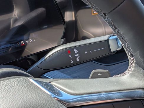 New 2026 Chevrolet Suburban Premier image 26