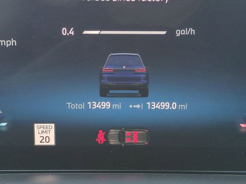 Used 2025 BMW X7 M60i image 22