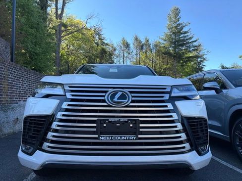 New 2026 Lexus LX 600 4WD w/ Luxury Package image 2