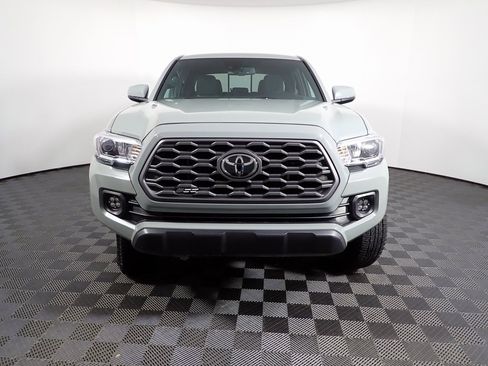 Used 2023 Toyota Tacoma TRD Off-Road image 5
