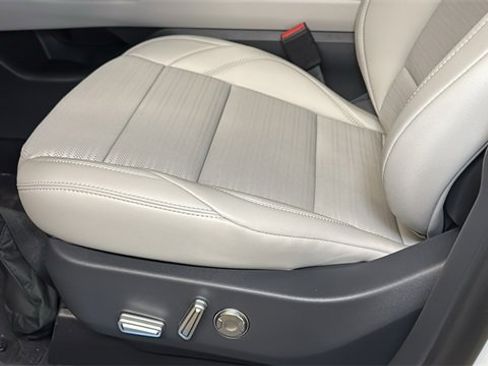 New 2026 Lincoln Nautilus Reserve image 19