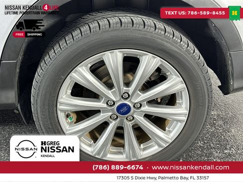 Used 2017 Ford Escape Titanium image 14