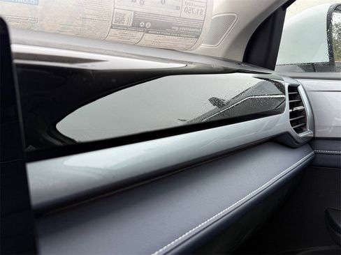 New 2026 Volkswagen Taos SEL image 23