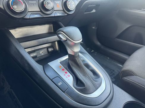 Used 2022 Kia Forte LXS image 22