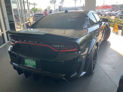 Used 2023 Dodge Charger SRT Hellcat w/ Harman/Kardon Audio Group image 5