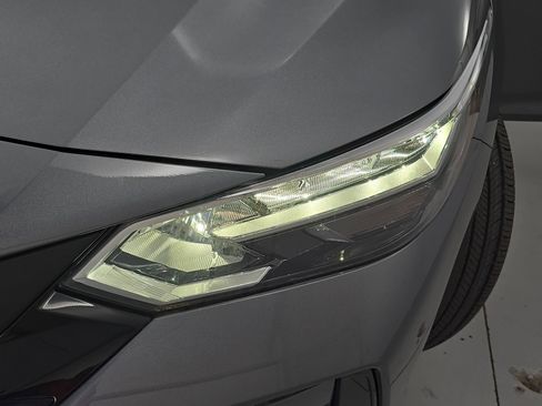 Certified 2023 Nissan Sentra SR w/ Midnight Edition Package FWD image 29