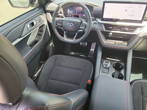 Used 2025 Ford Explorer ST w/ Sun And Sound Package RWD image 10