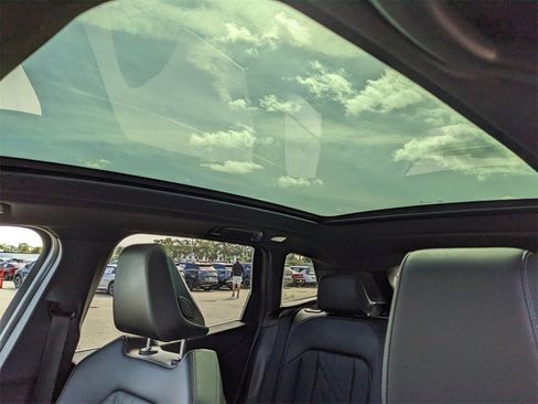 Used 2025 BMW X3 xDrive30i w/ Premium Package image 24