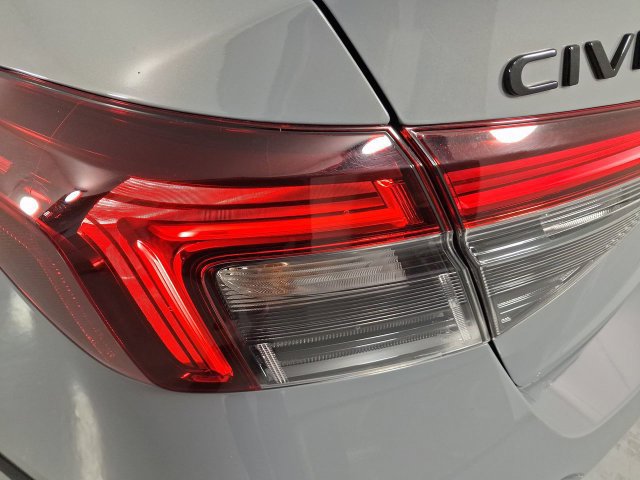 Used 2026 Honda Civic Sport image 31