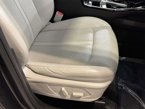 Used 2023 Kia Sorento SX image 11