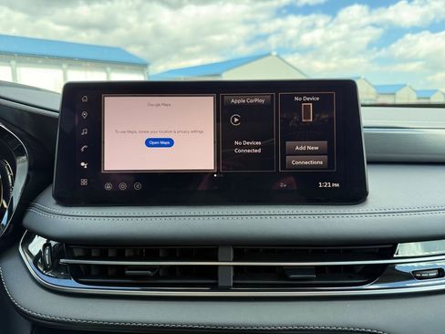 Certified 2026 INFINITI QX60 Luxe w/ Family Package AWD/4WD image 17
