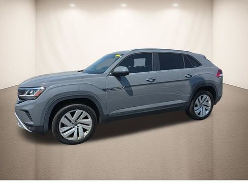 Used 2021 Volkswagen Atlas Cross Sport SE w/ Panoramic Sunroof Package image 12