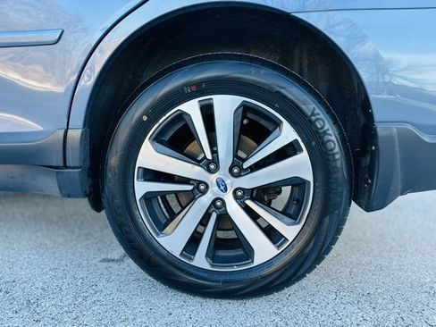 Used 2018 Subaru Outback 3.6R Limited image 28