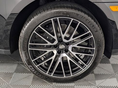New 2026 Porsche Macan Turbo image 14