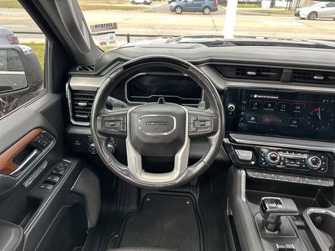 Used 2023 GMC Sierra 1500 Denali image 11
