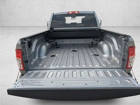 Used 2024 RAM 3500 Big Horn AWD/4WD image 7