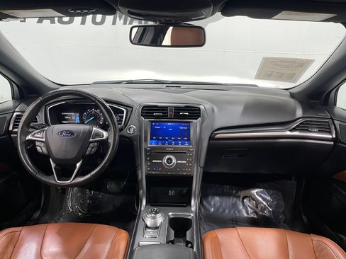 Used 2020 Ford Fusion Titanium FWD image 19