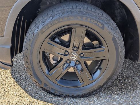 Certified 2022 Honda Ridgeline Black Edition image 10