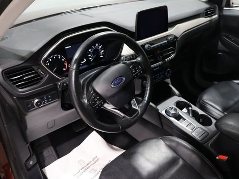 Used 2021 Ford Escape SEL image 24