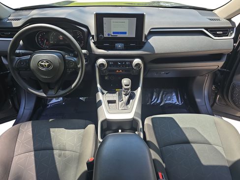 Used 2024 Toyota RAV4 XLE w/ Convenience Package FWD image 9