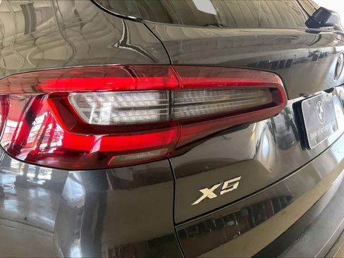 Used 2022 BMW X5 sDrive40i w/ Parking Assistance Package RWD image 26