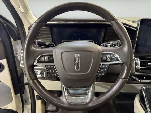 Used 2023 Lincoln Navigator Black Label AWD/4WD image 13