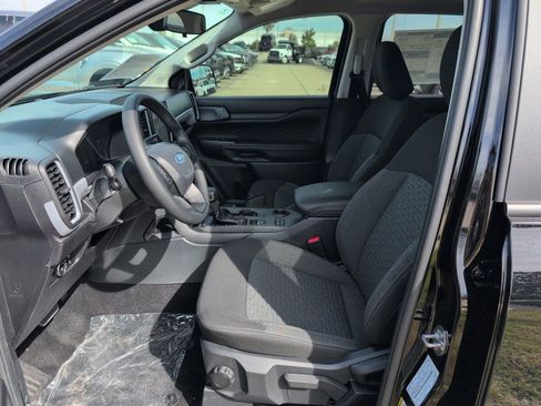 New 2025 Ford Ranger XL image 5