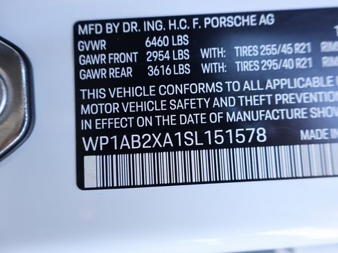 Used 2025 Porsche Macan 4S Electric image 37