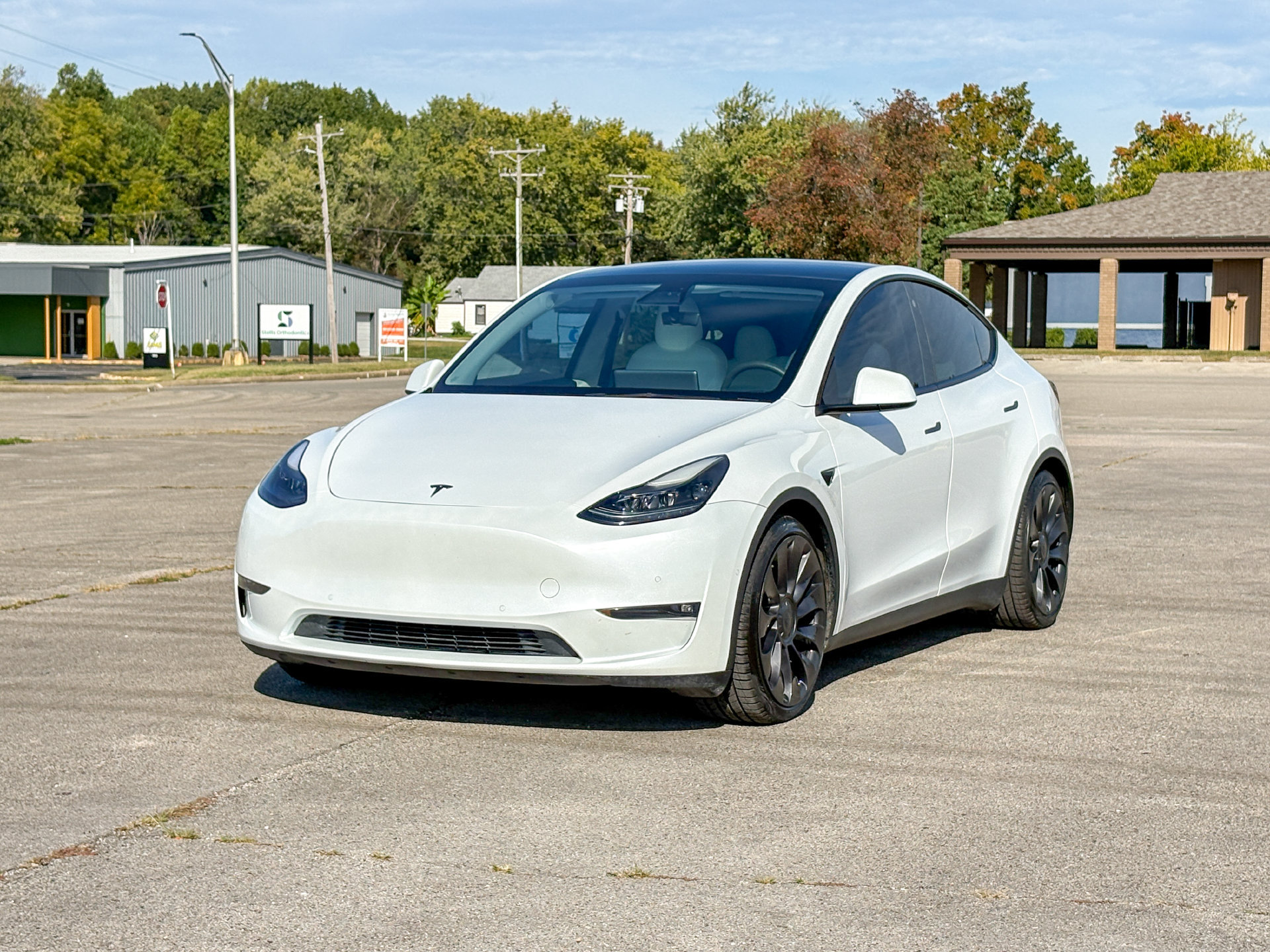 Used 2022 Tesla Model Y Performance AWD/4WD image 4