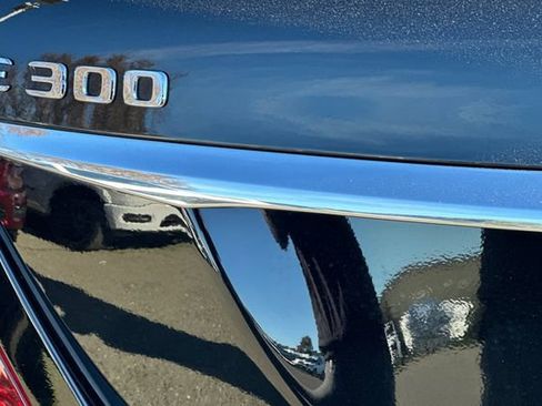 Used 2019 Mercedes-Benz E 300 image 31