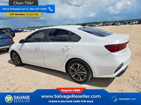 Used 2023 Kia Forte LXS w/ LXS Technology Package FWD image 3