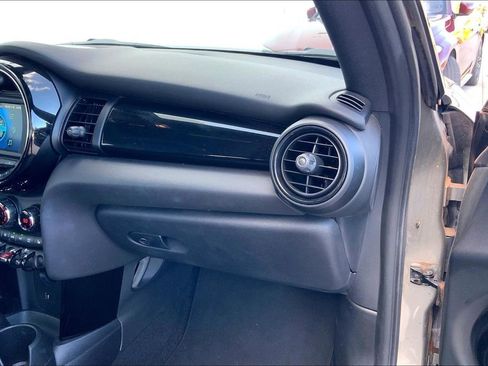 Used 2021 MINI Cooper Convertible image 15