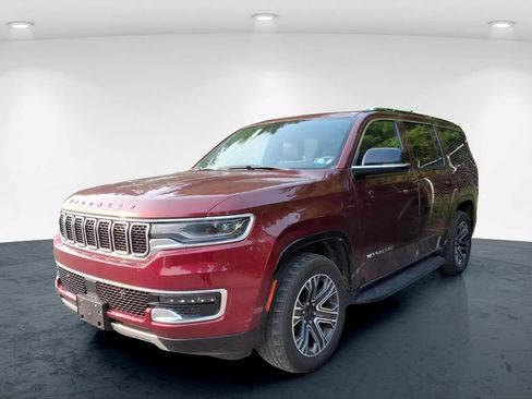 Used 2024 Jeep Wagoneer Series II AWD/4WD image 2