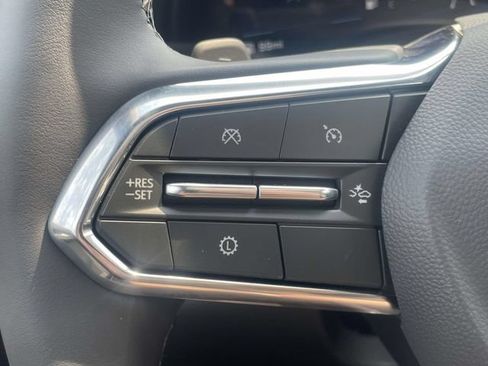 New 2027 Chevrolet Equinox LT w/ Convenience Package II FWD image 20