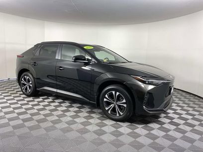 Used 2025 Toyota bZ4X XLE w/ Weather Package